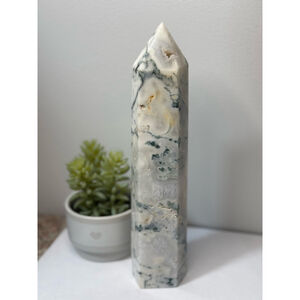 Green/White Moss Agate Druzy Tower